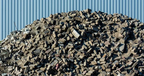Junk Removal vs. Dumpster Rental: Which One Do You Need?